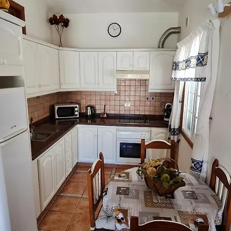 Tatil Evi Carmen *